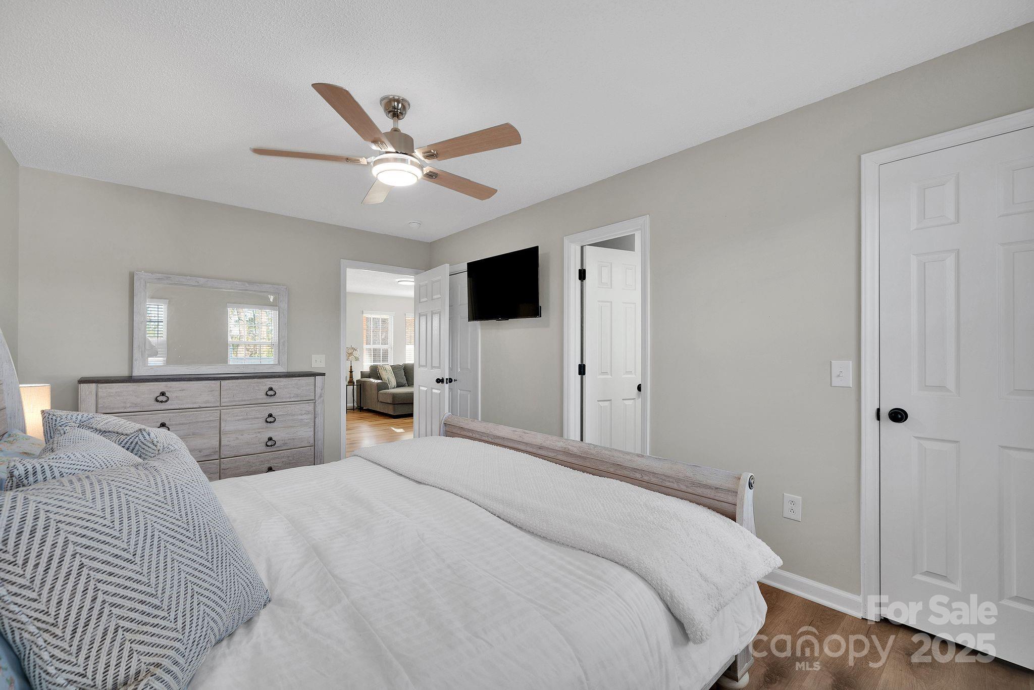 7713 Red Robin Trail