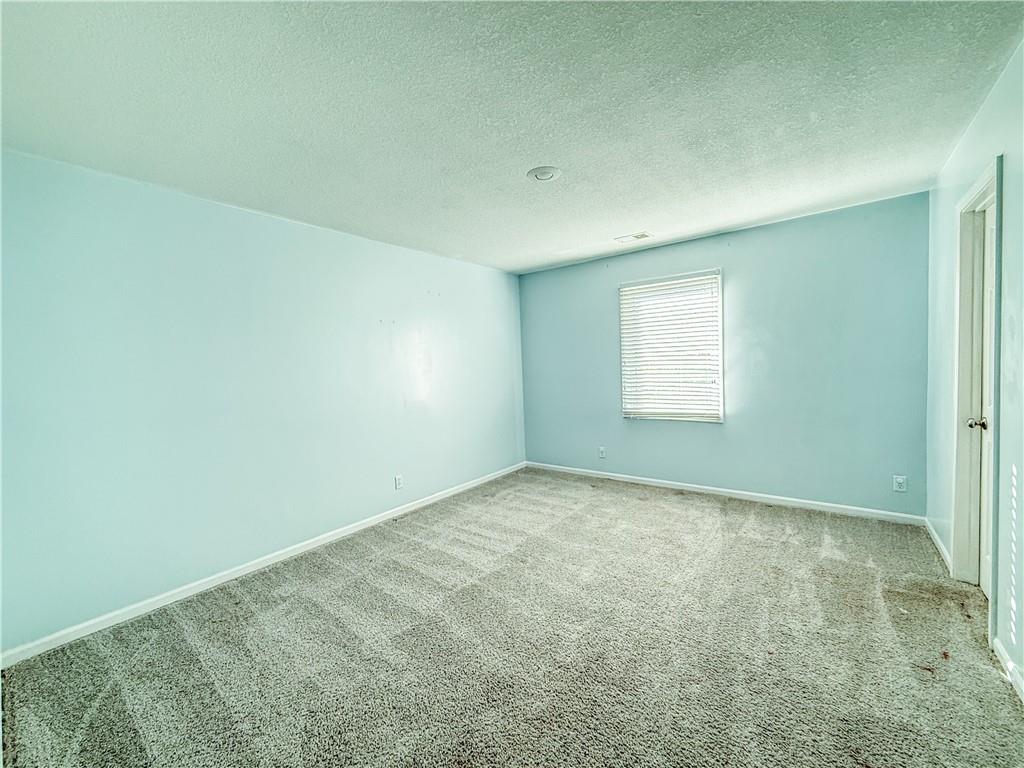 10308 N Lucerne Avenue