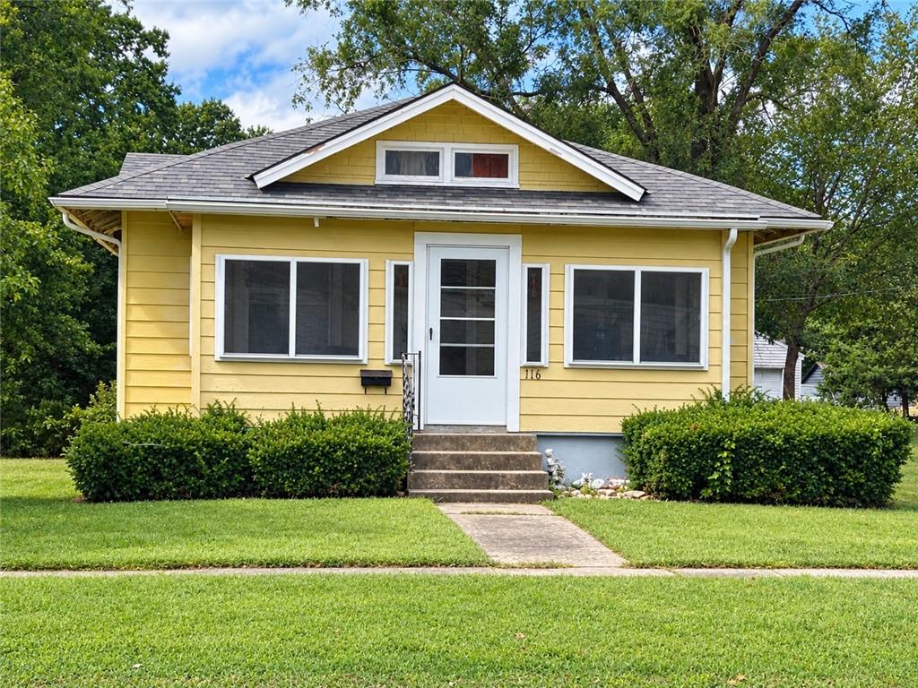 116 S Oak Street