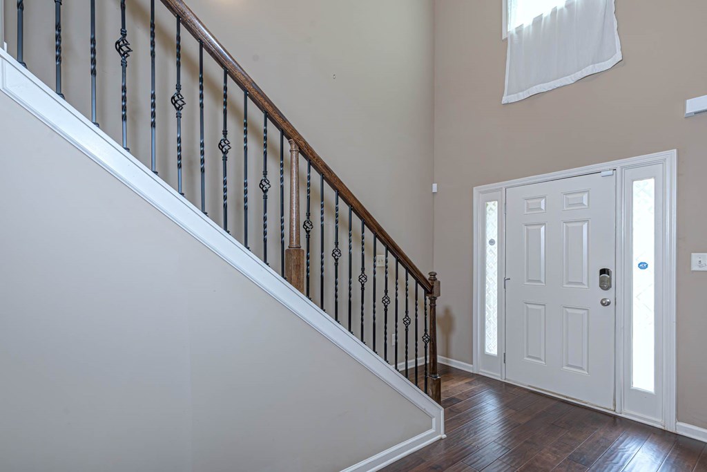 301 Ross Road