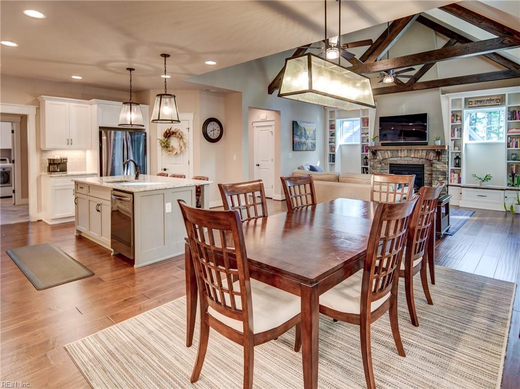 113 Commanders Cove