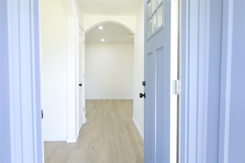 *Completely Remodeled 3-Bedroom Home Minutes from OU!*
Welcome to 1406 Abbey Dr — a beautifully remodeled 3-bed, 2-bath home offering the perfect mix of comfort, style, and convenience. Every detail has been thoughtfully updated, featuring brand-new cabinets, stone counters, and energy-efficient windows that fill the home with natural light while helping lower utility costs.
The spacious layout includes a formal dining room — ideal for family dinners, study sessions, or entertaining guests. Both bathrooms have been fully refreshed with modern fixtures and finishes, creating a bright, move-in-ready atmosphere throughout. Outside, enjoy a generous yard perfect for relaxing or gathering with friends — all in a quiet, established neighborhood just minutes from the University of Oklahoma campus, shopping, dining, and local parks. If you’re searching for a home that’s stylish, practical, and move-in ready, 1406 Abbey Dr is the one to see.

*Owner is Agent*