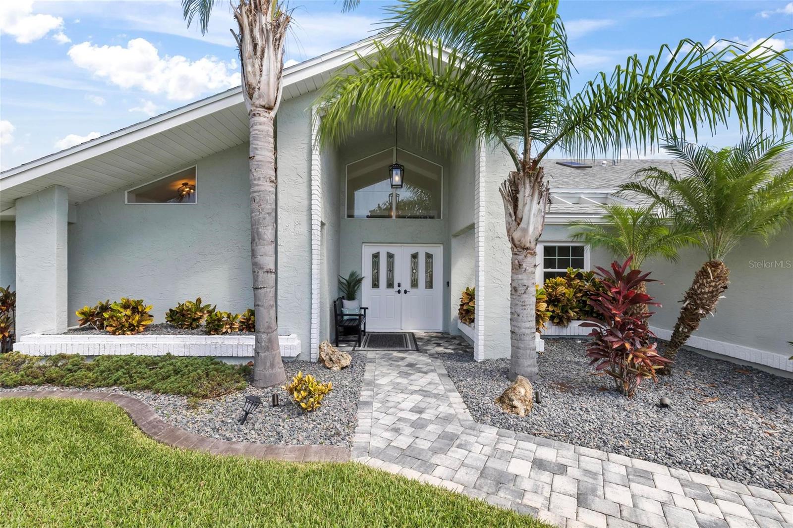 6 Colony Court