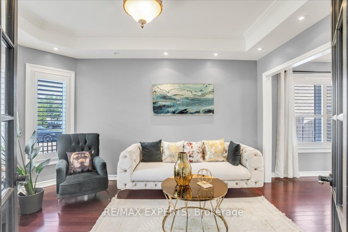78 Joseph Cres