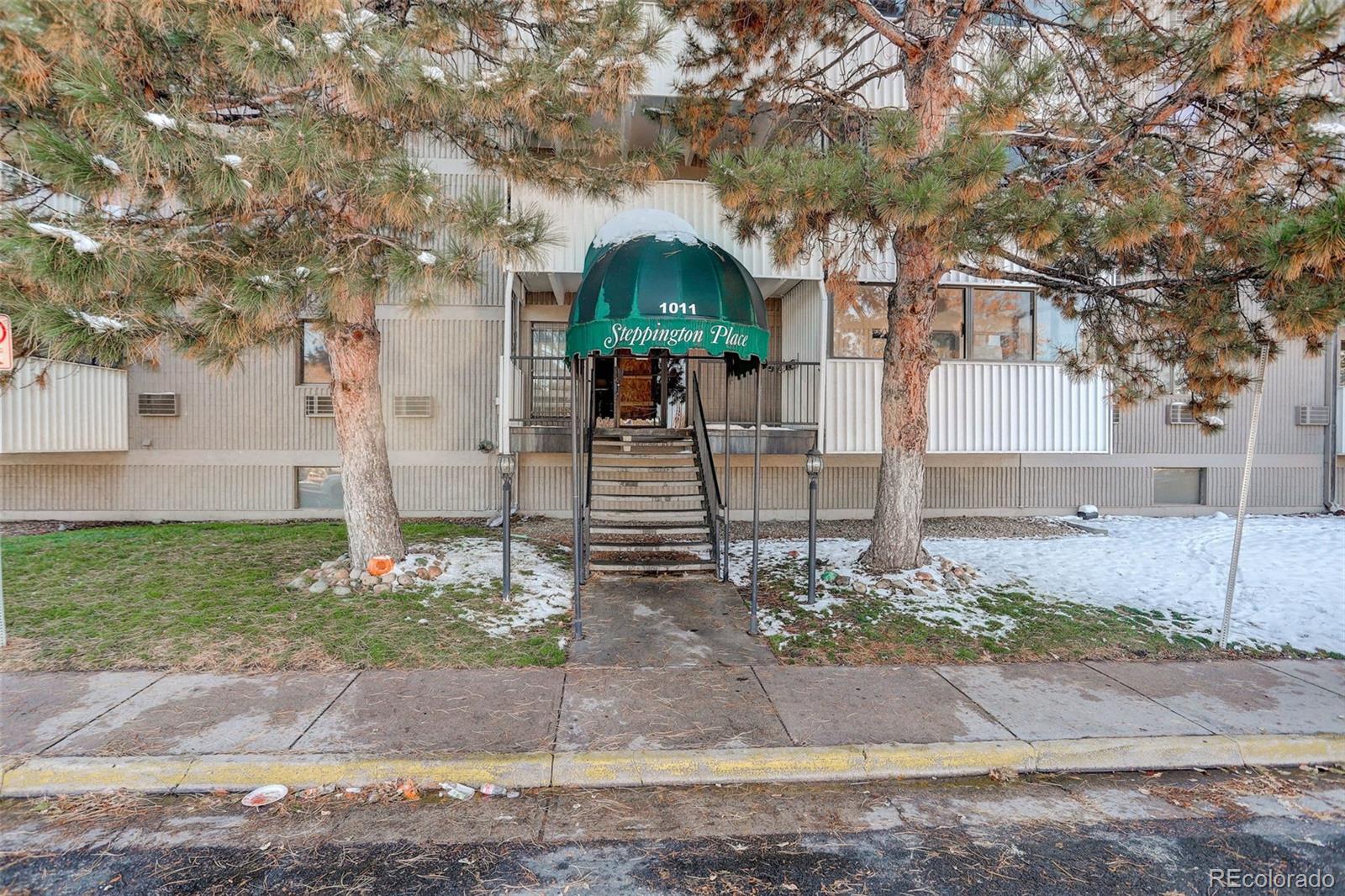 1011 S Ironton Street 109