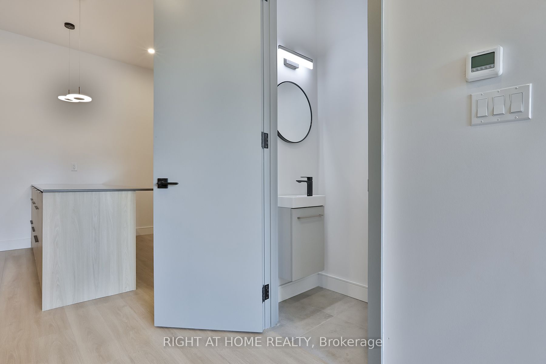 1169 Davenport Rd Unit 2