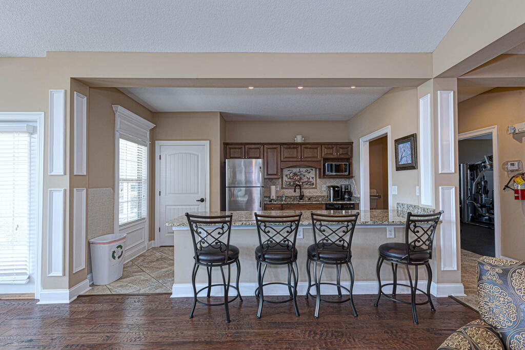 8715 Palazzo Place