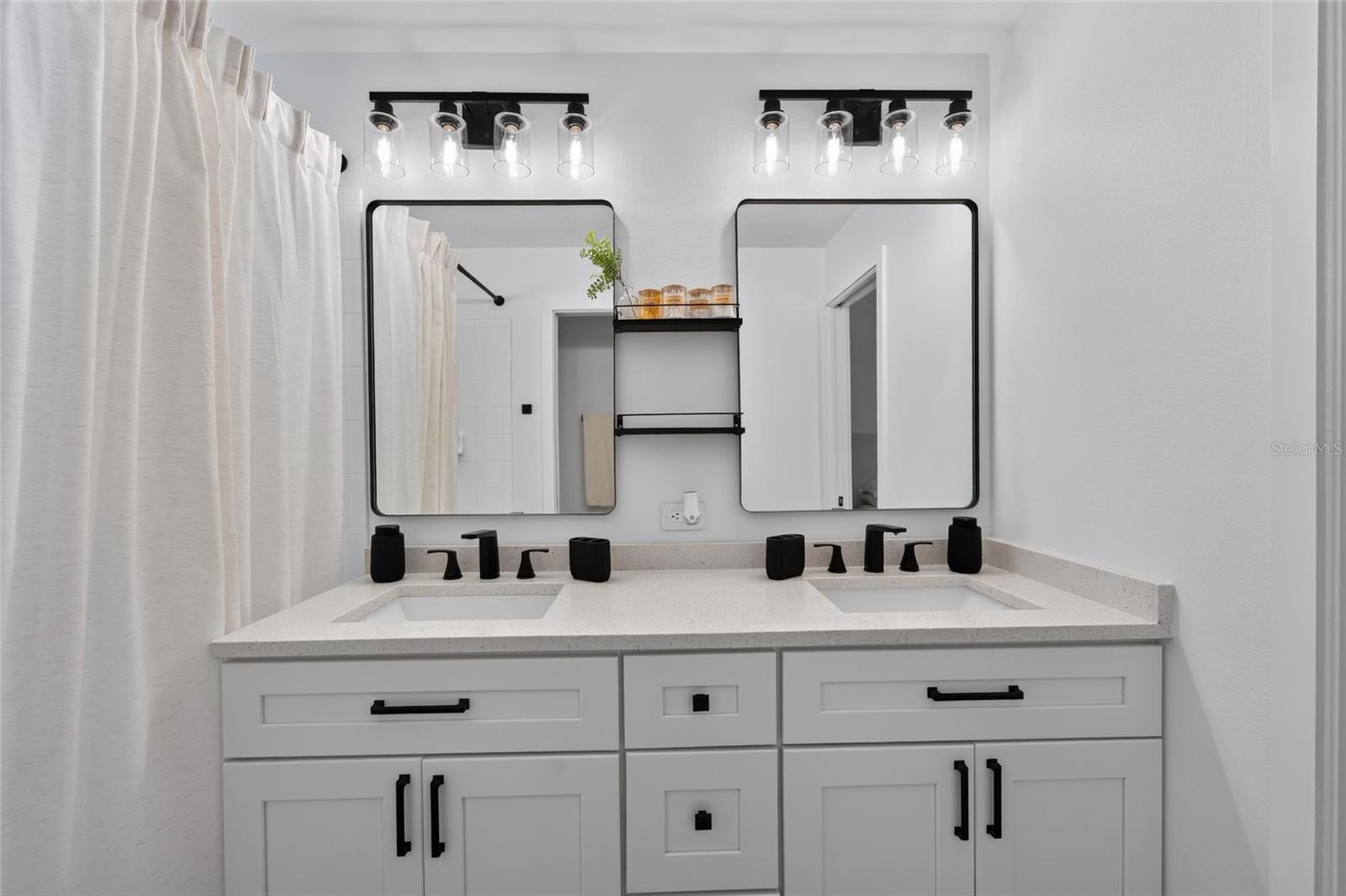 12124 Colonial Estates Lane
