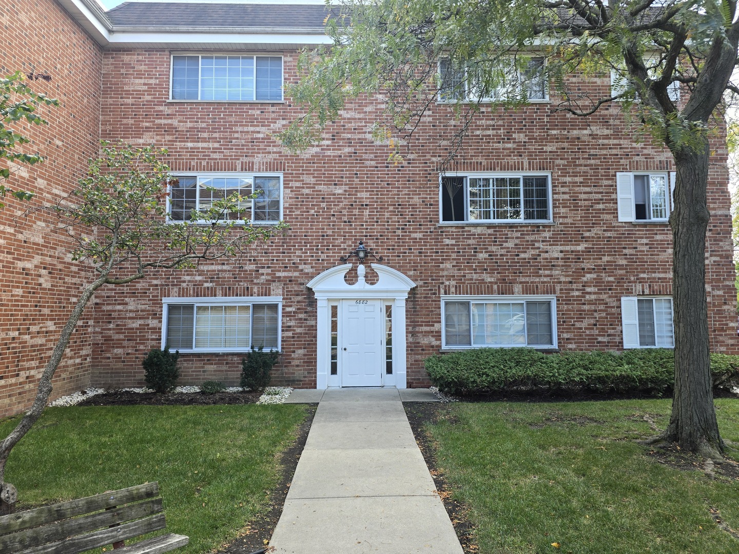 Bright and spacious one bedroom unit in the Burning Bush complex located in quiet location. Unit features, ceramic tile kitchen floor &  newer wood laminate flooring throughout unit. Storage closet and laundry outside back door of unit. Complex is well manicured with one reserved parking space & plenty of guest parking. Easy to show