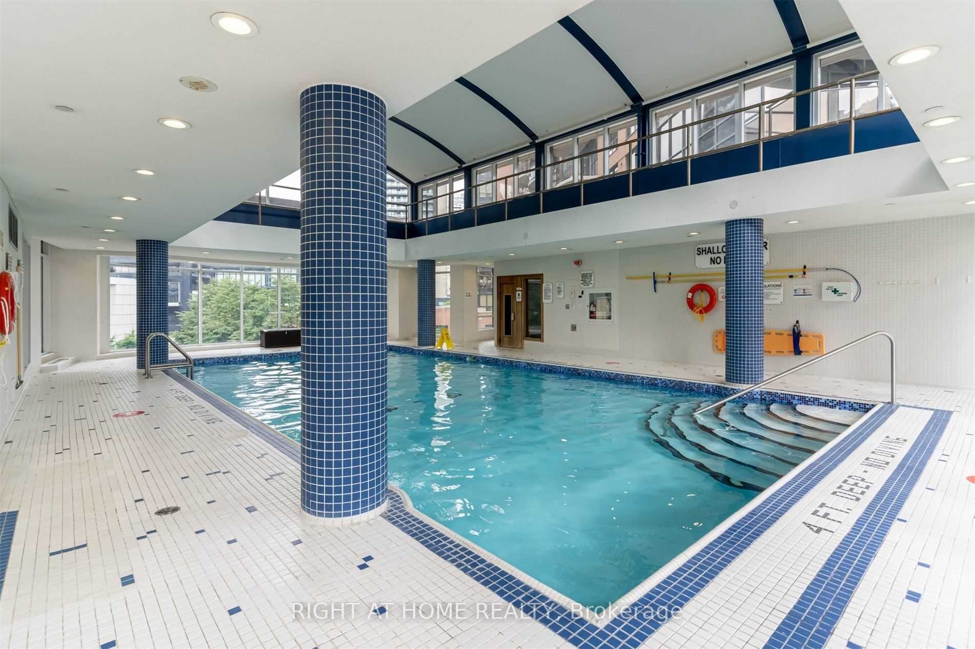 33 E Sheppard Ave 3111