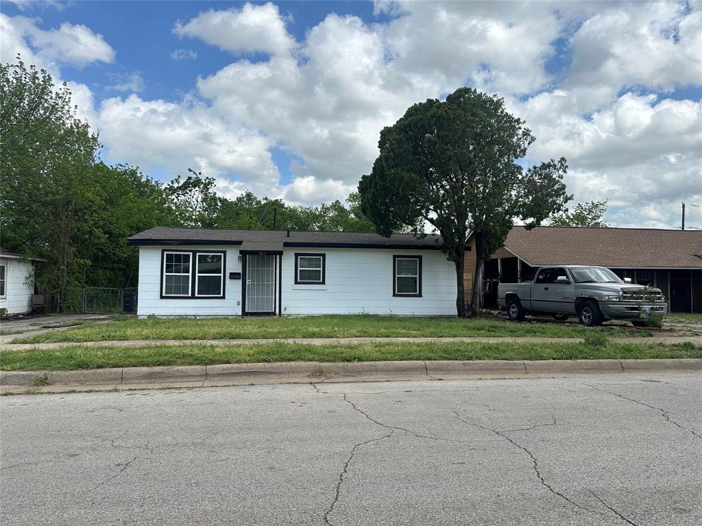 3613 Castleman Street