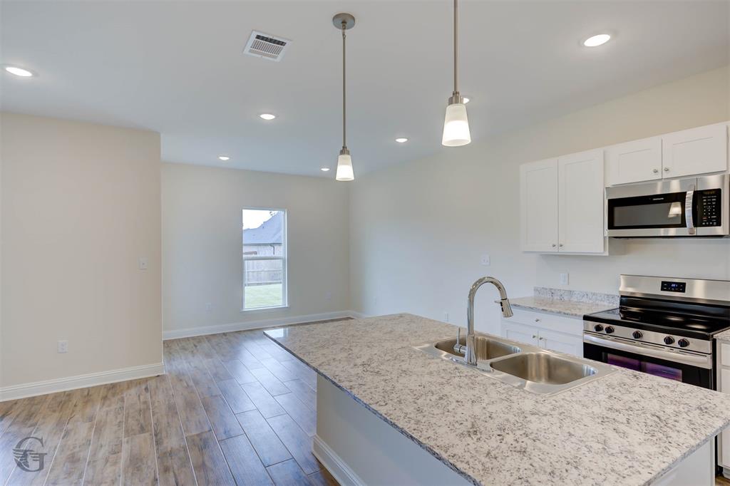 1210 Bayou Bay Court