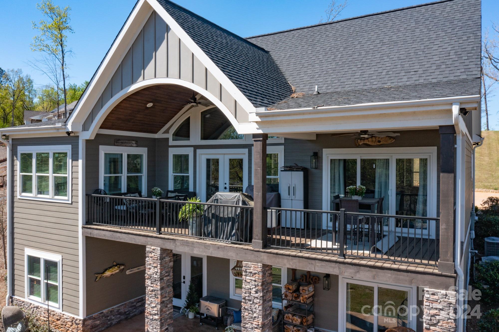 376 Landing Trail