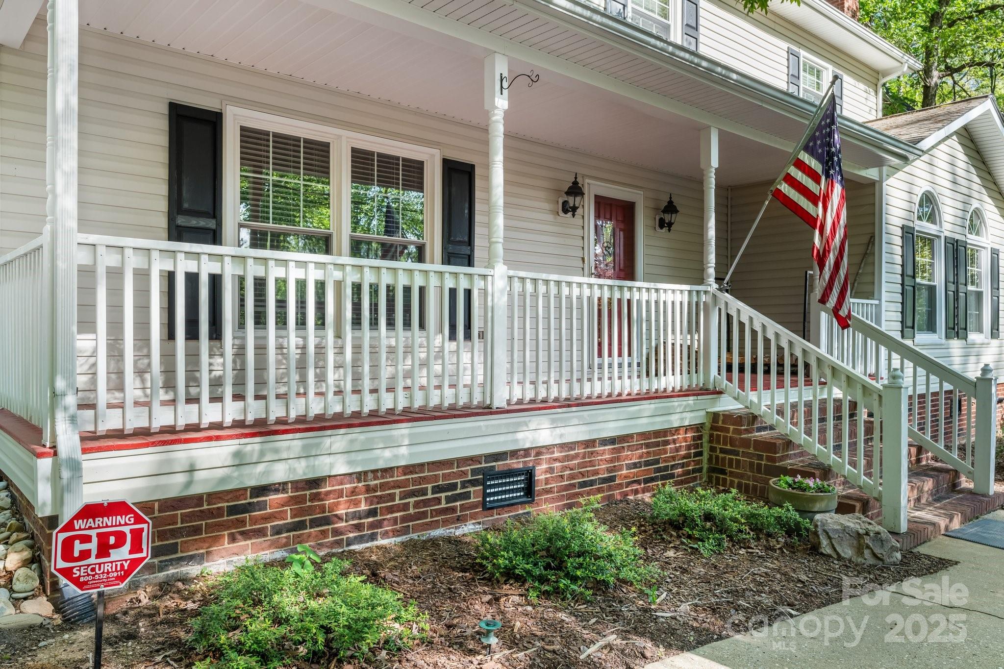 1026 Wellington Court