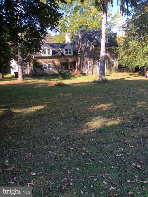 Hidden gem, circa 1735 stone colonial.  Also includes a converted barn that could be turned in to an office or apartment.  This property is under a conservation easement with the Willistown Conservation Trust.