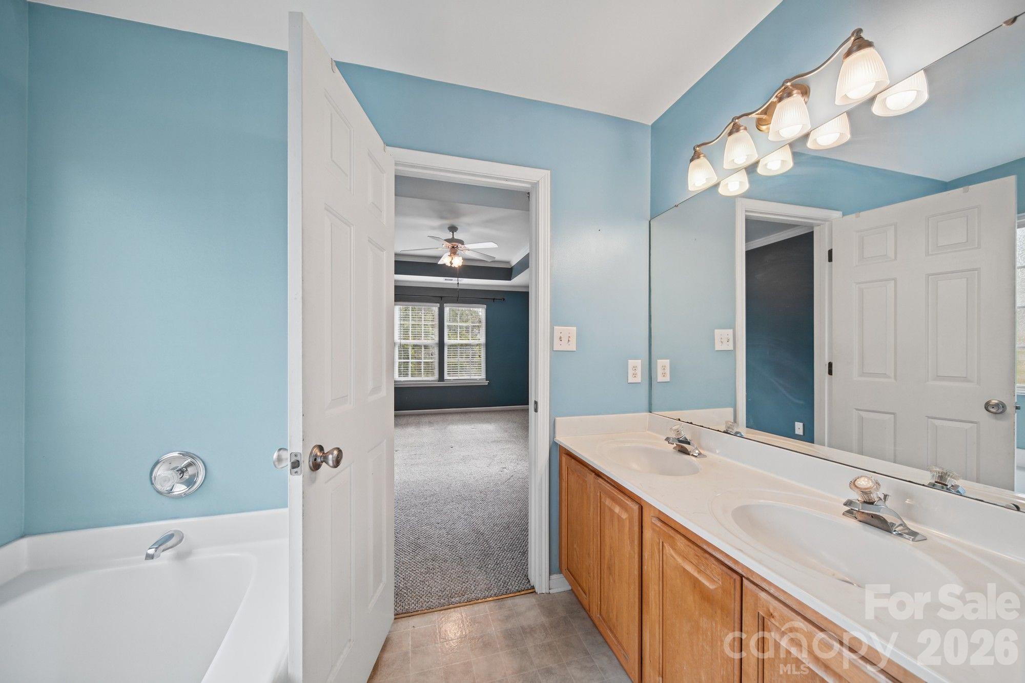 1617 Winthrop Lane 101