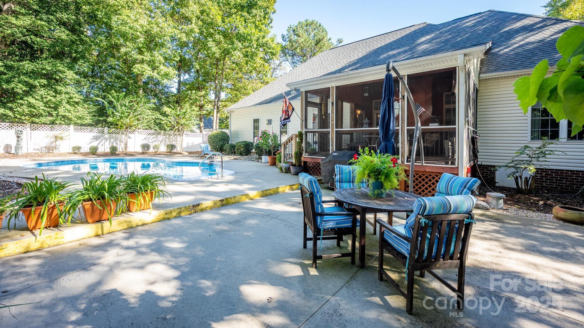 7843 Nine Iron Court