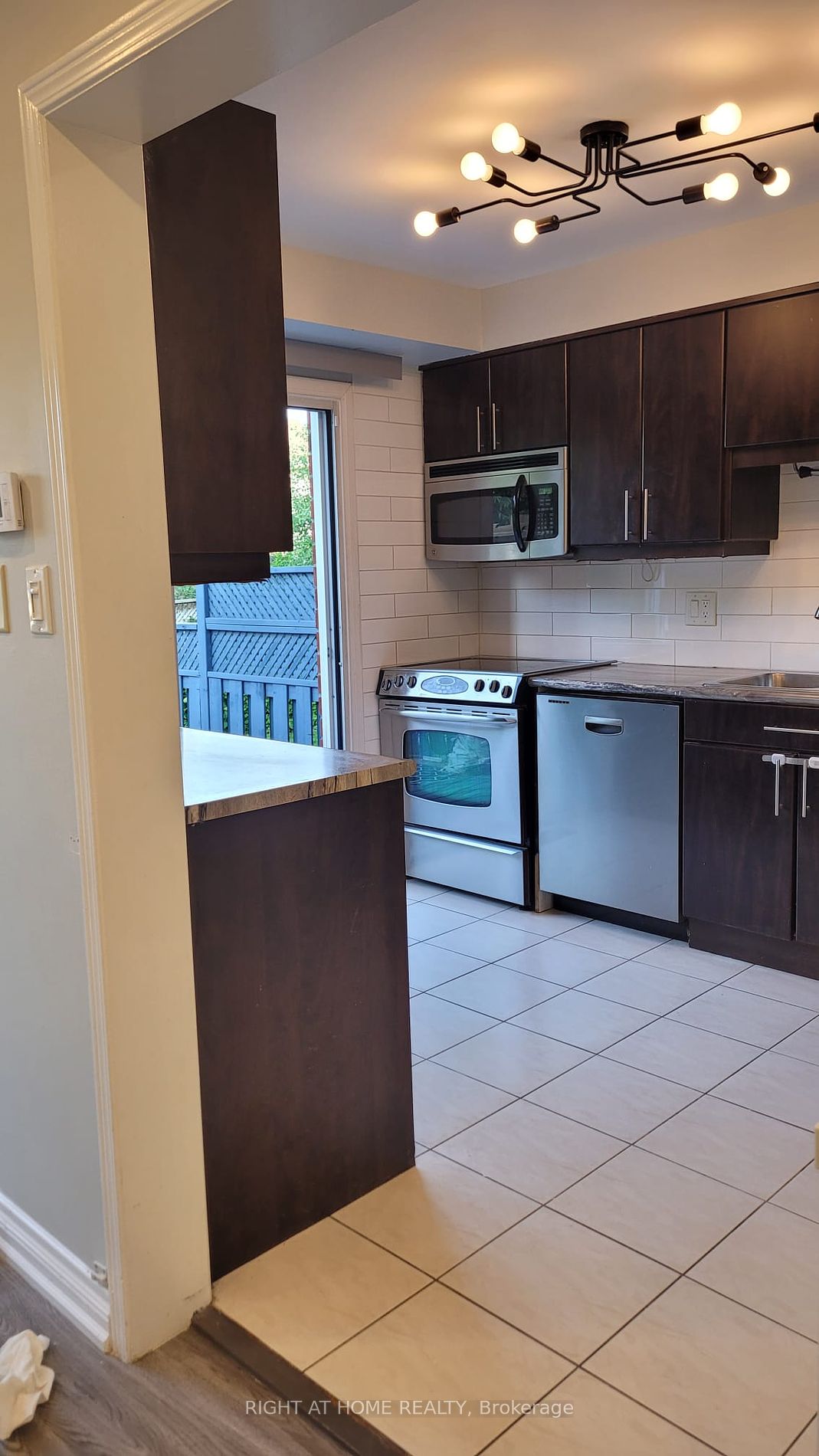 49 Townley Cres