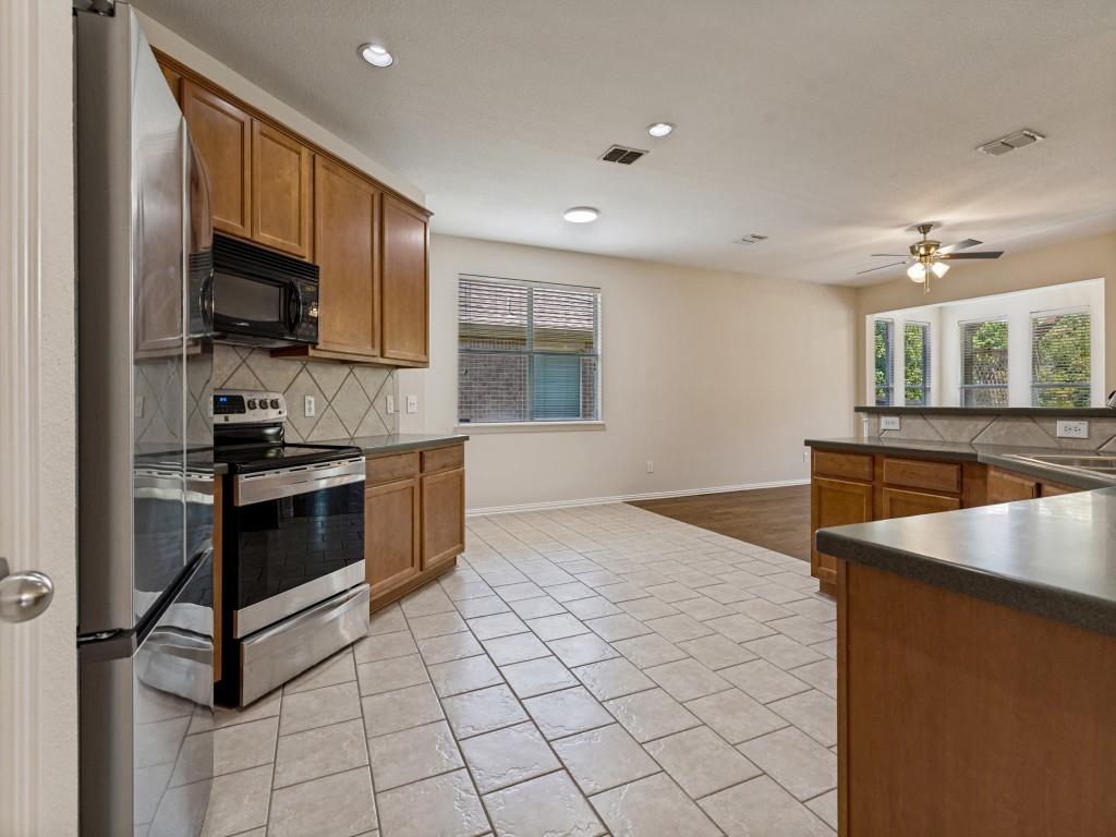 1906 Pecan Grove Drive