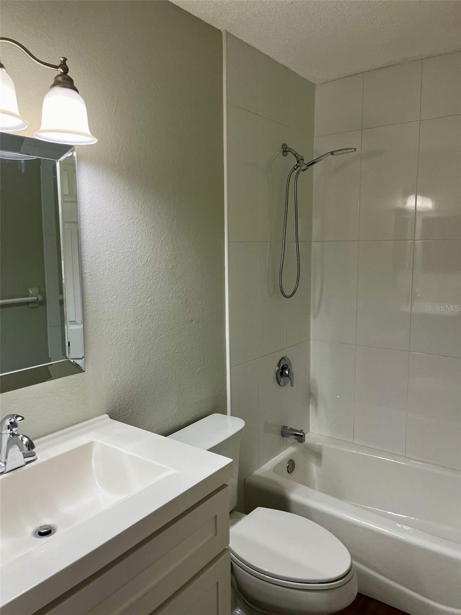 1104 28th Avenue W A