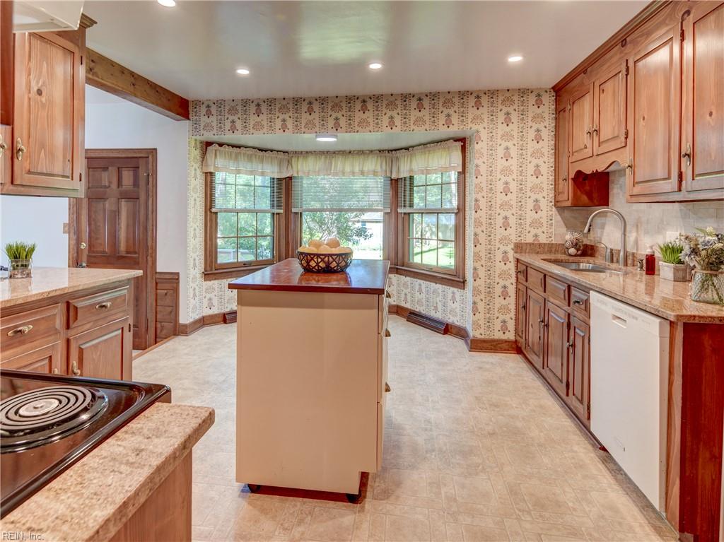 3017 Lord Bradford Court