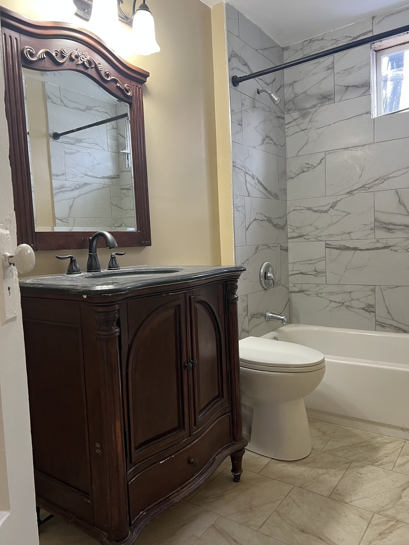 269 E 23rd Street