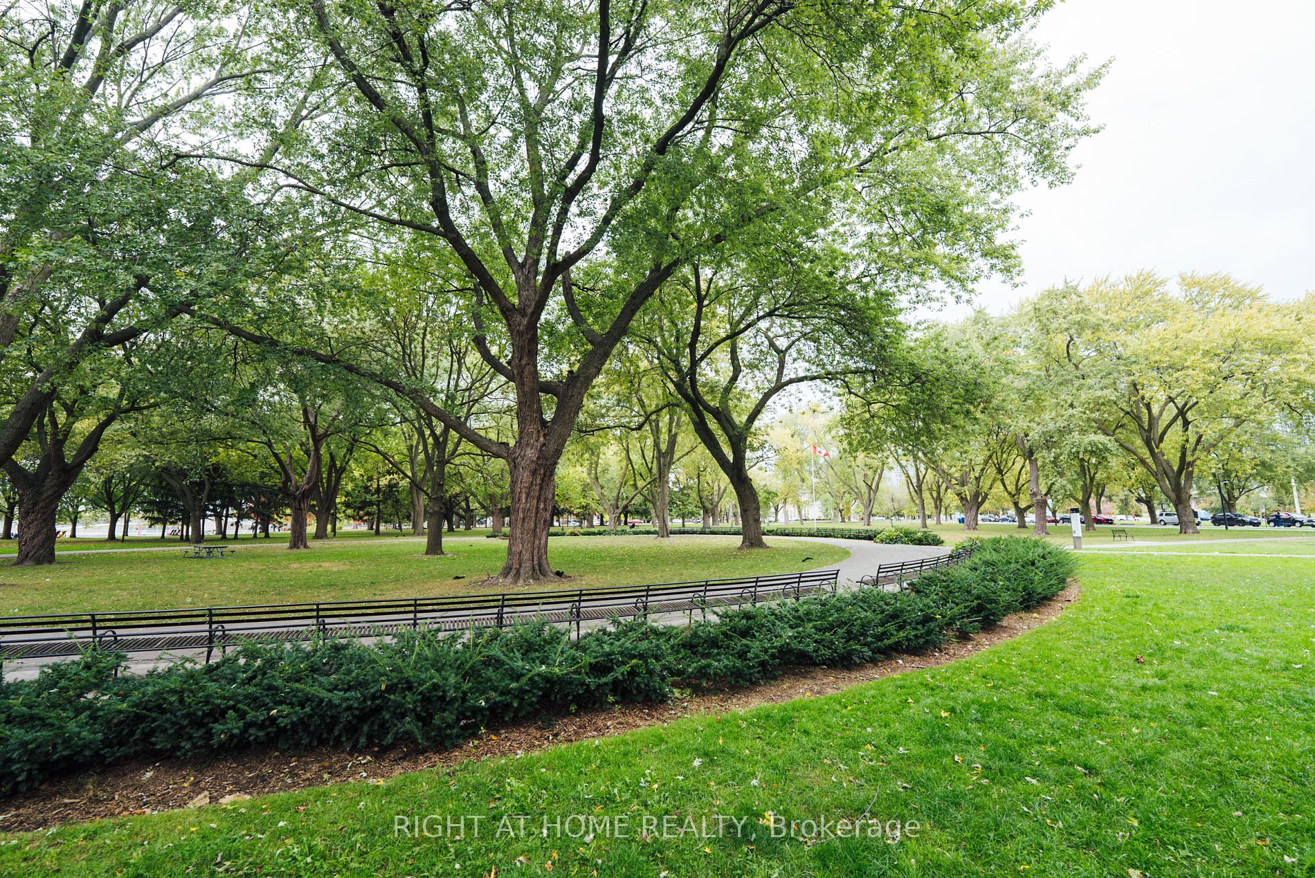 219 Fort York Blvd 1001