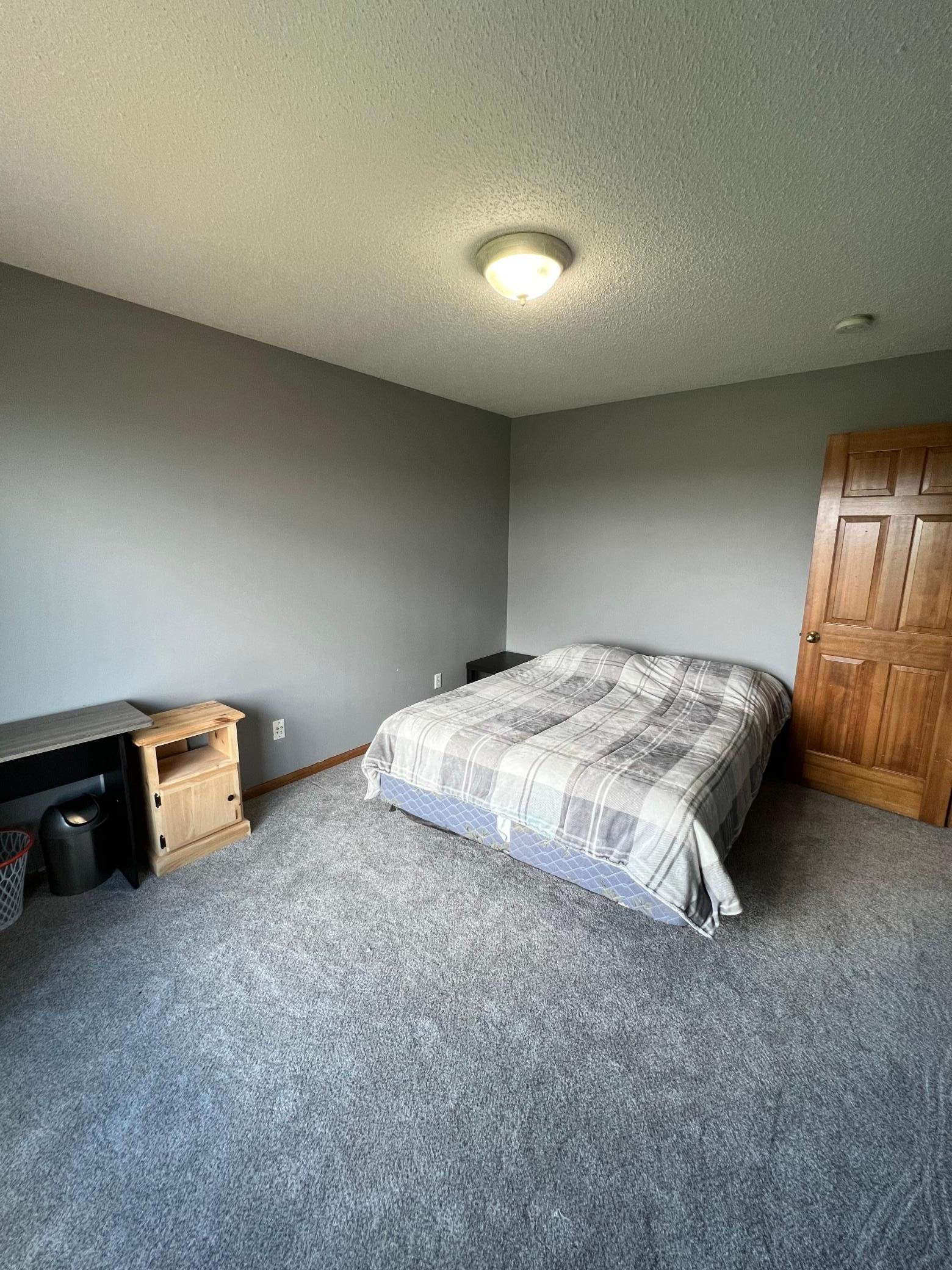 21060 Sunnyhill Lane
