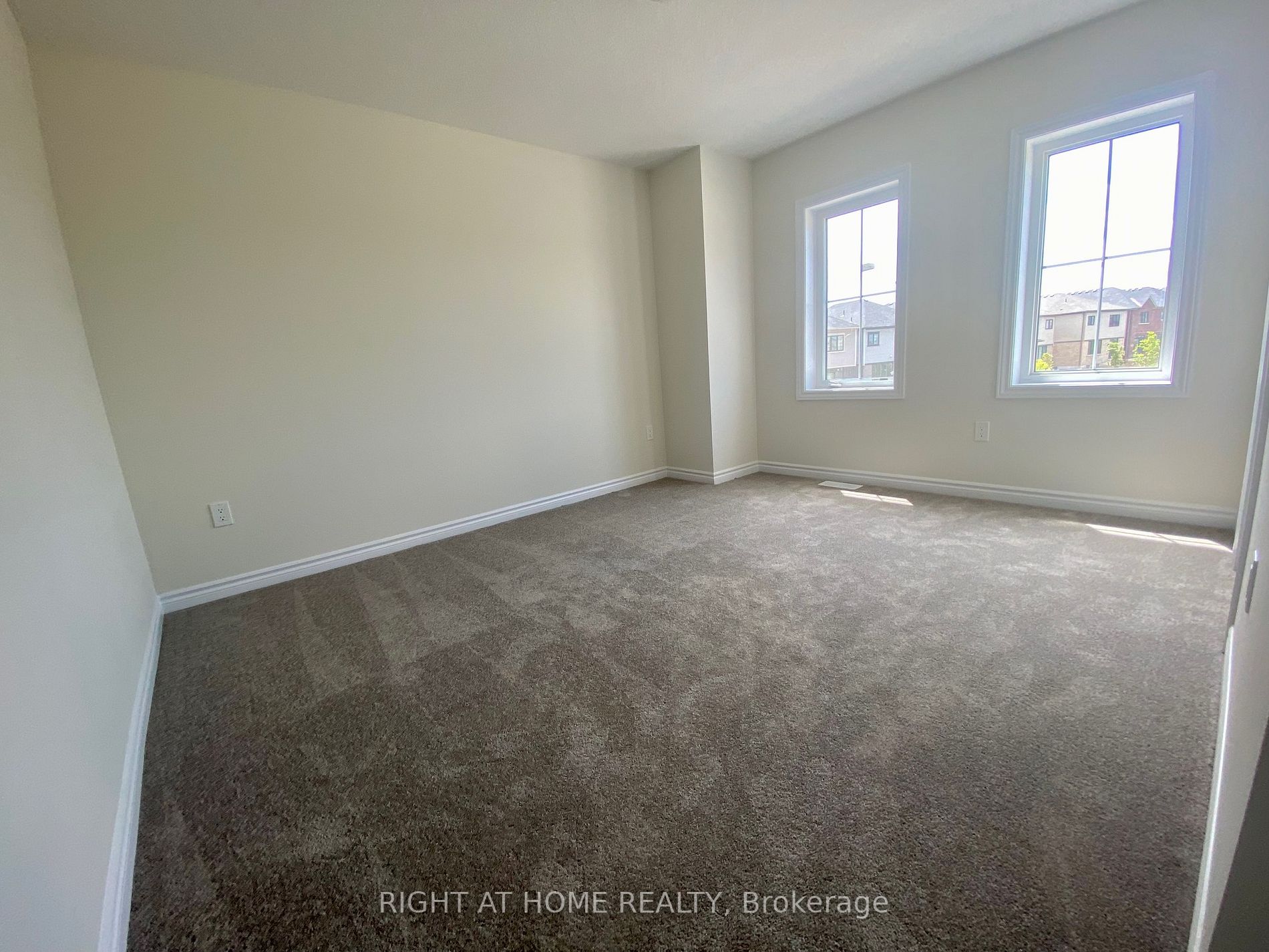 77 Anderson Rd
