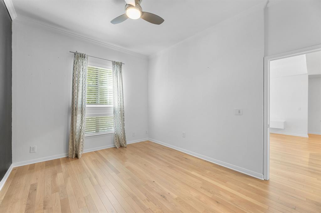 3225 Turtle Creek Boulevard 120