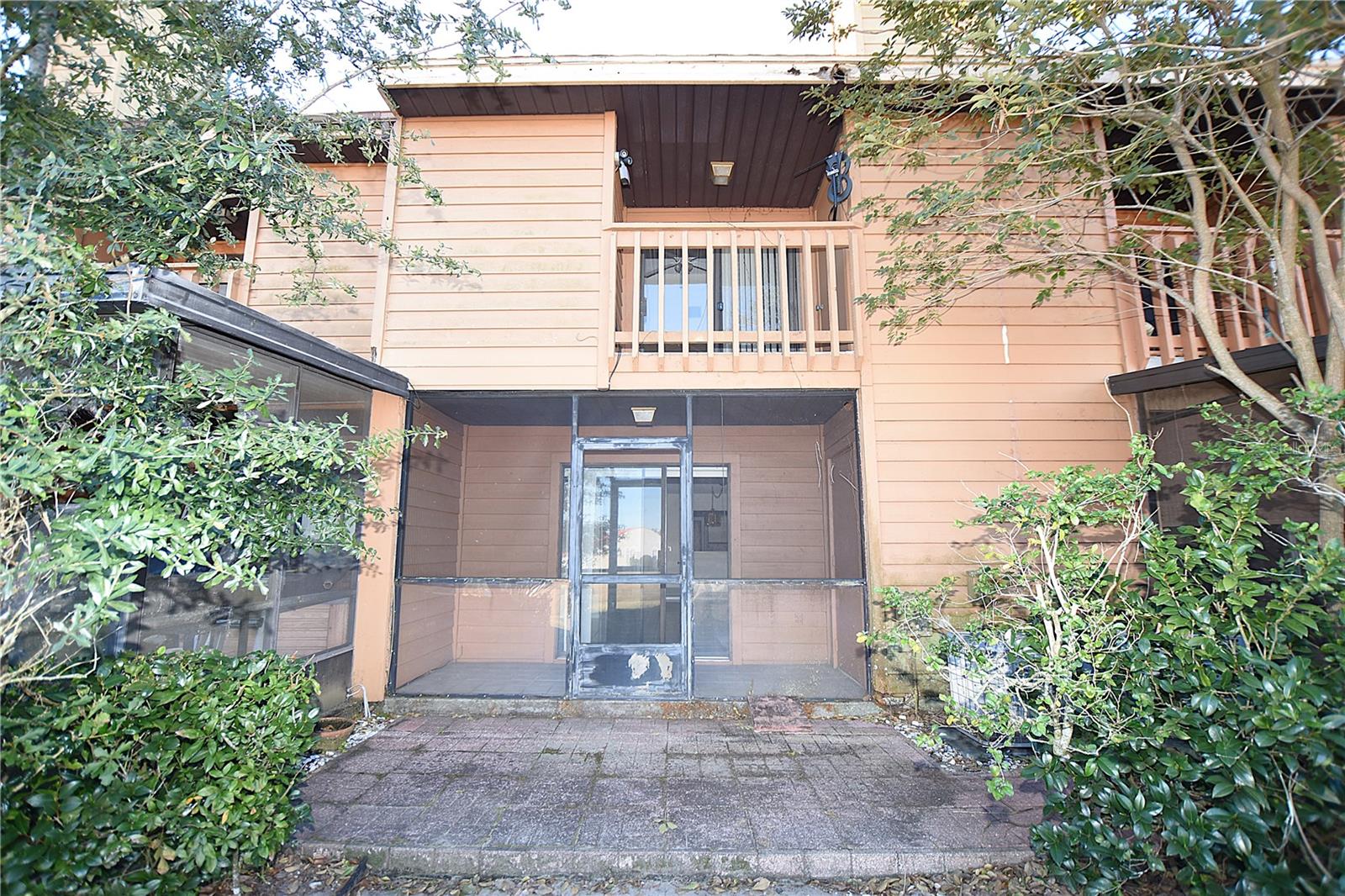 707 Carpenters Way 45