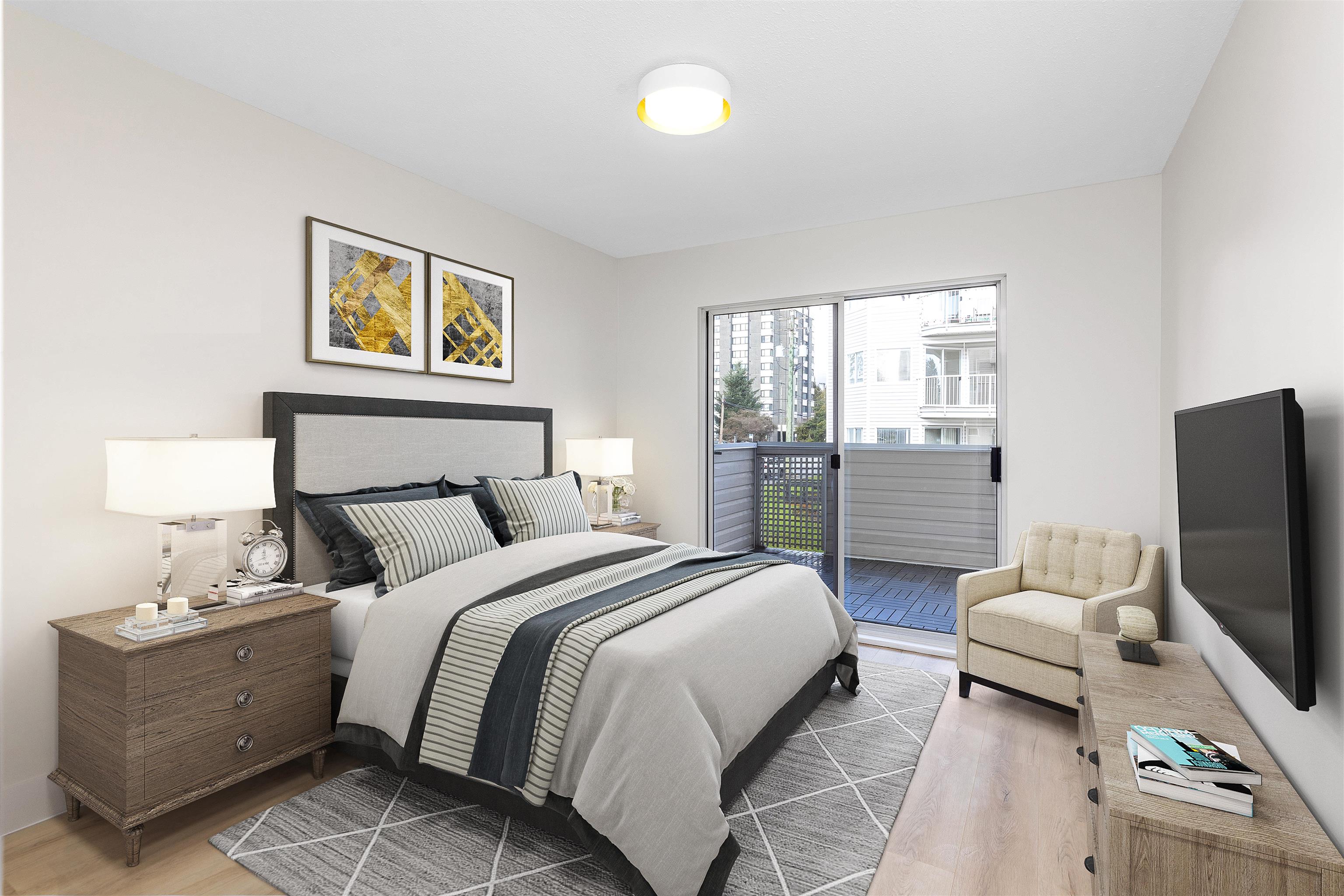 22213 Selkirk Avenue 102