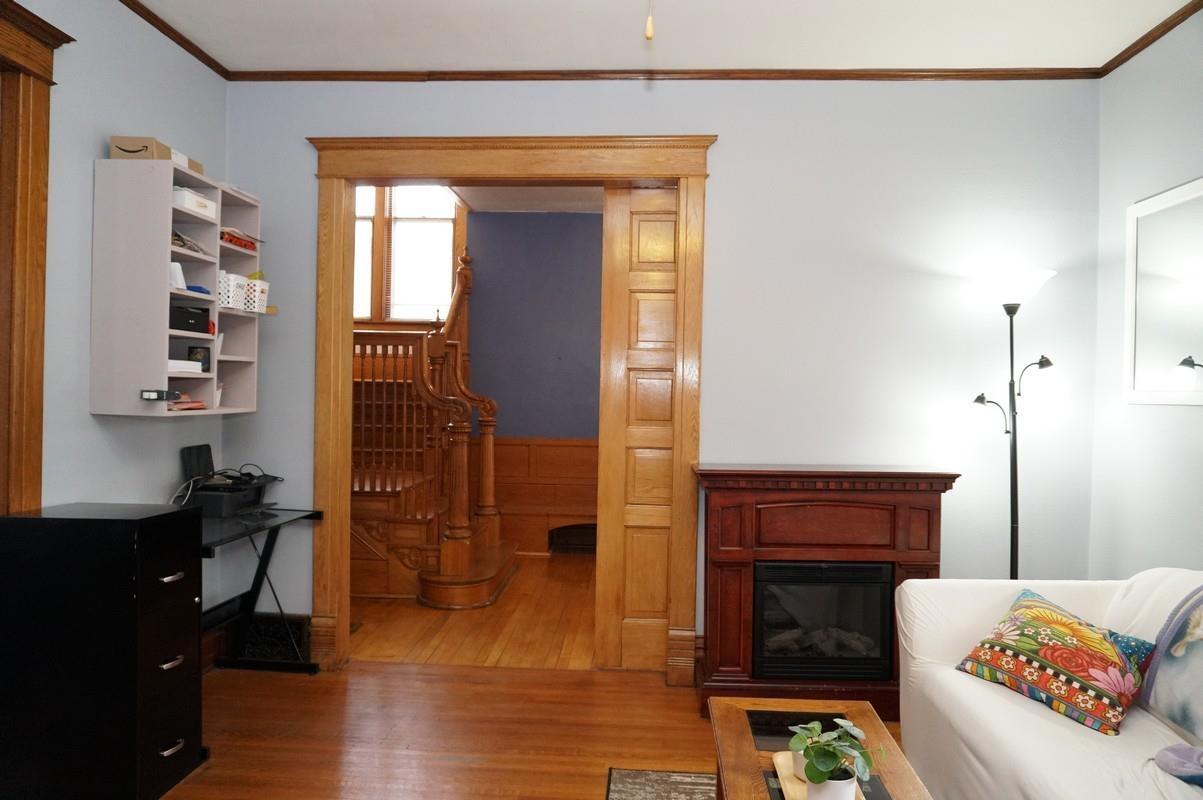 1420 Clark St Street