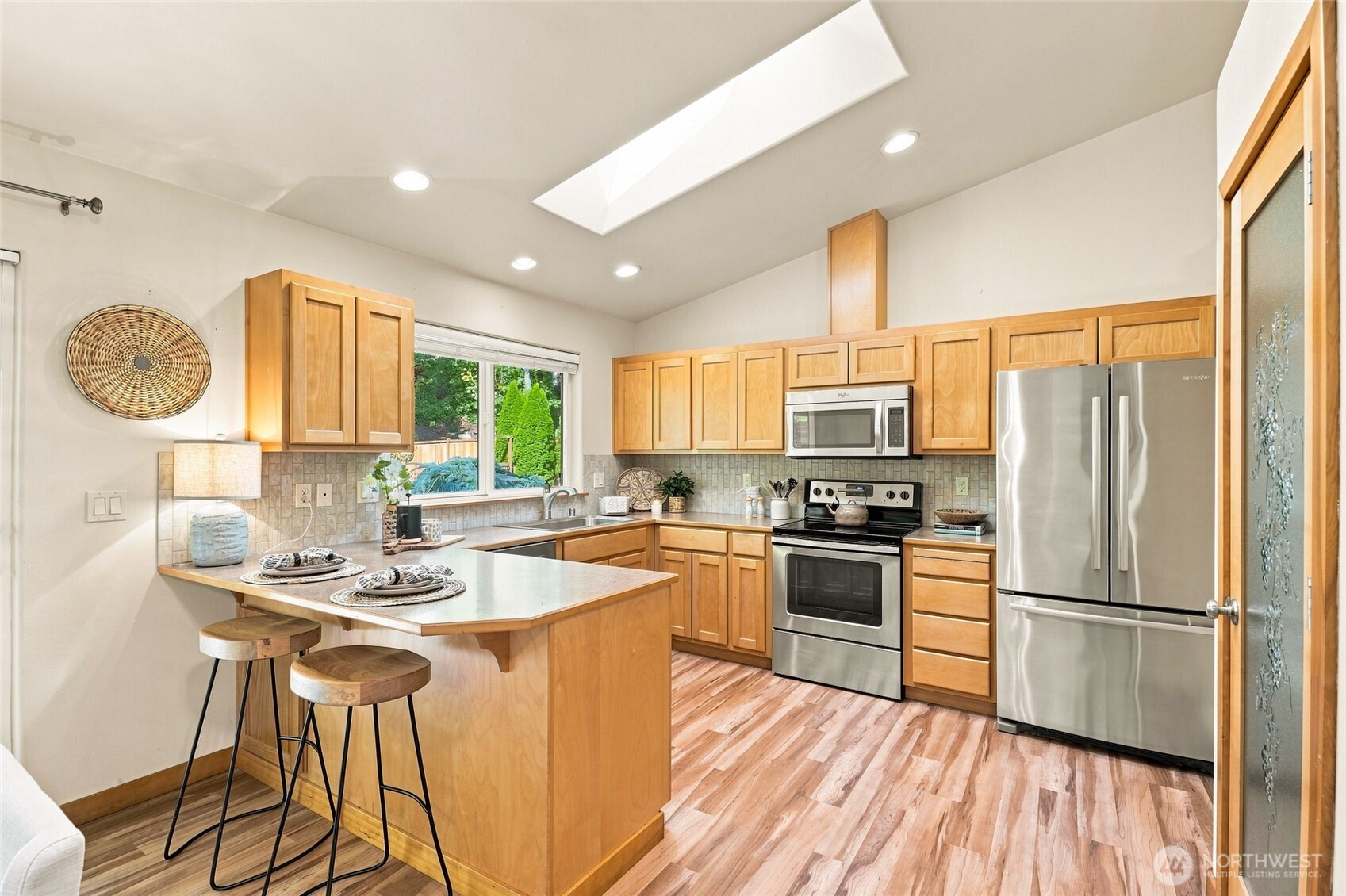 1666 Vine Maple Lane