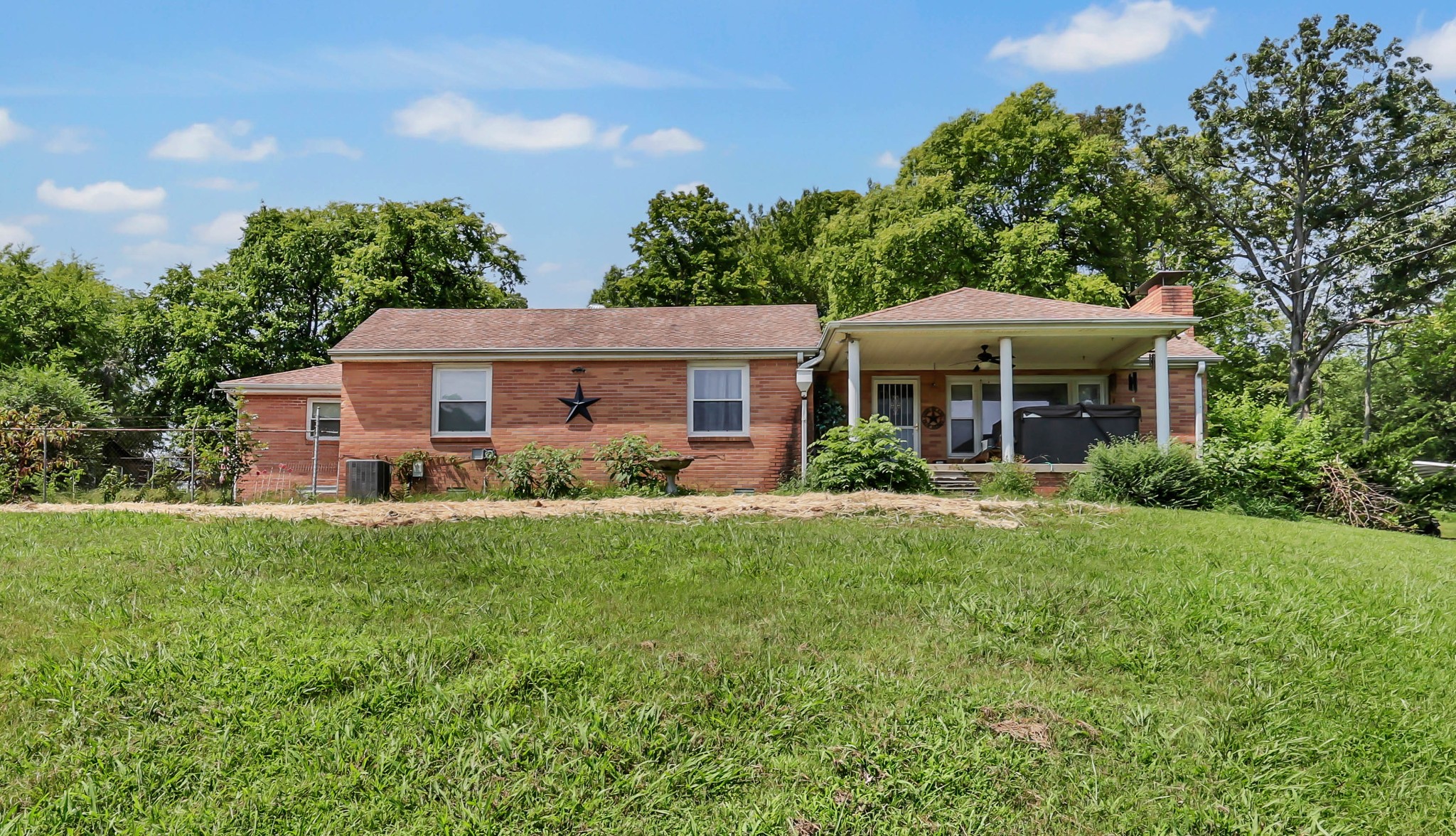 1436 River Rd