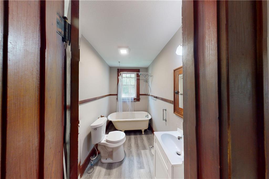 329 W Hunter Street