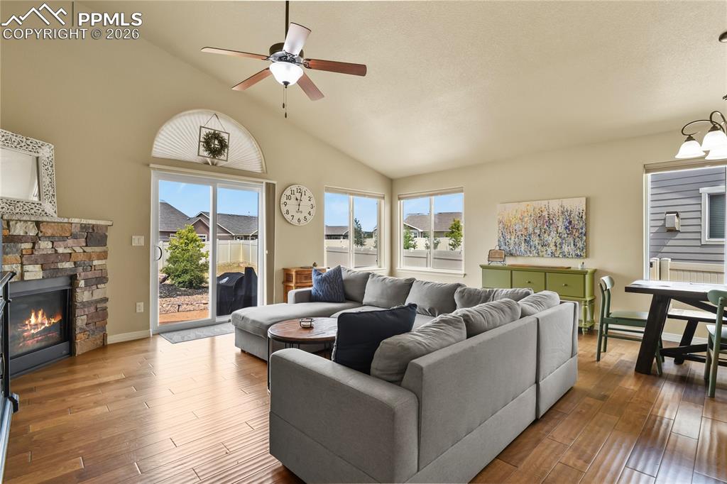 10102 Golf Crest Drive