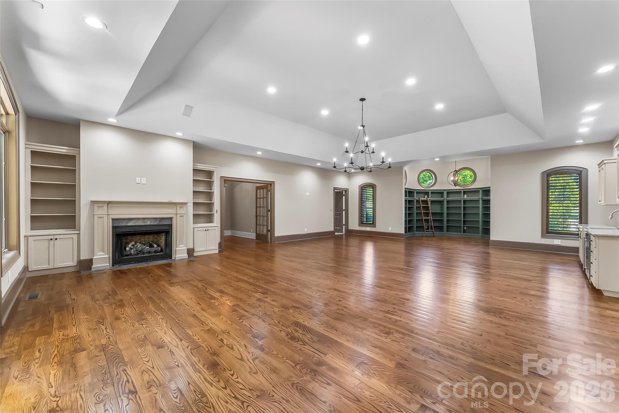 1090 Pearidge Road