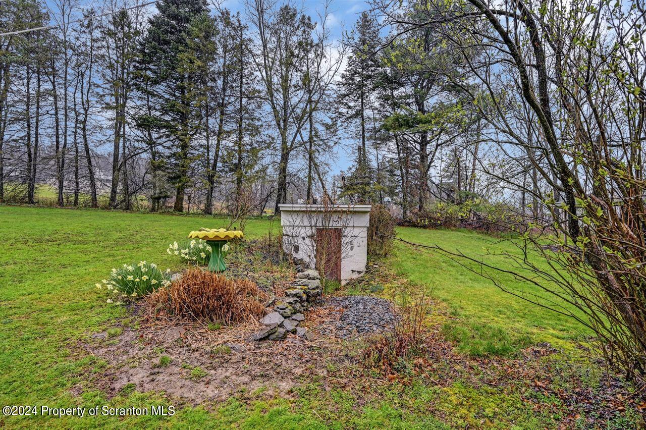325 Schoolhouse Hill Road