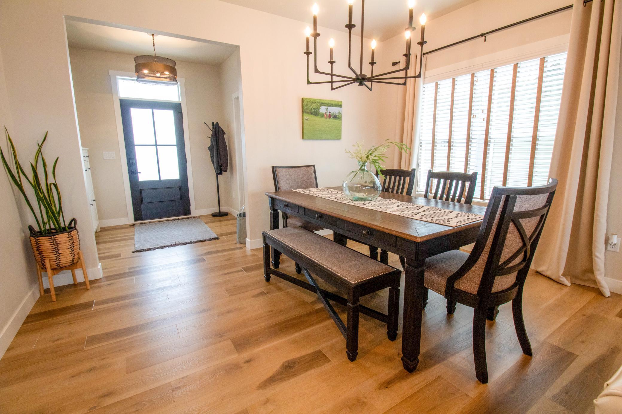 8825 Meadowlark Parkway