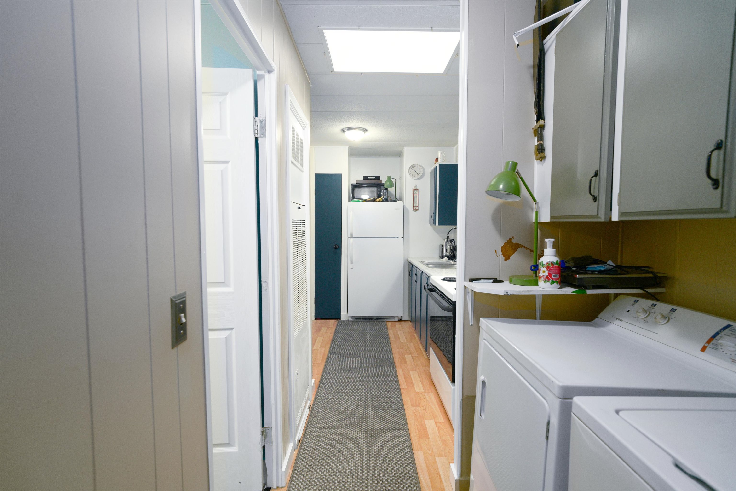 21163 Lougheed Highway 5