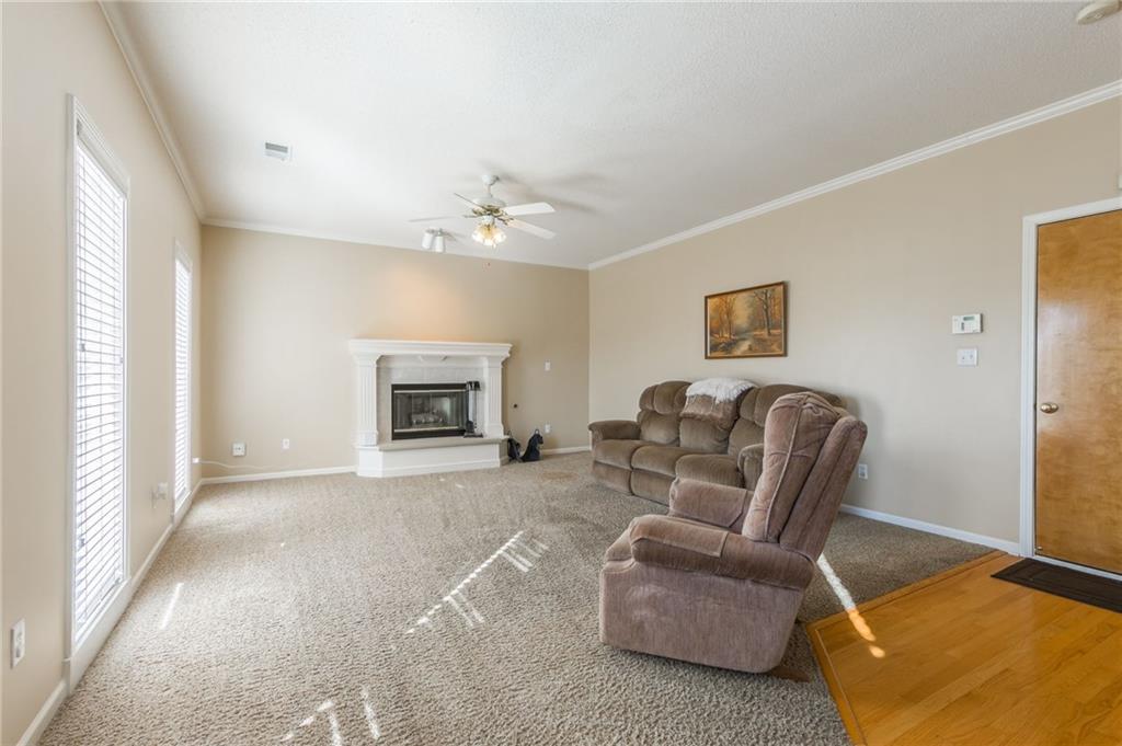 10700 N Holmes Street