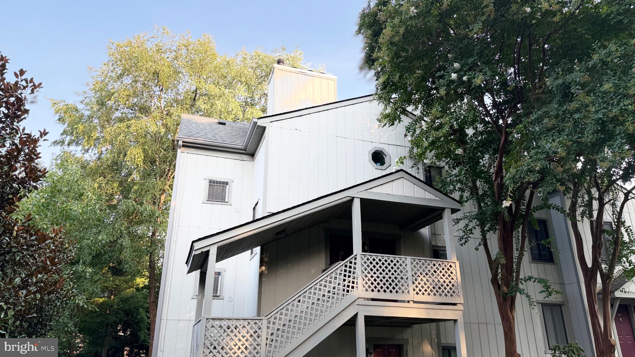 Outstanding Reston location!   2 beds, 2 baths, great sun room space.  Large deck!   Superb walkability and commuter options.   Minutes walk to the Reston Bus connecting to Lake Anne, Reston Hospital Center, and Wiehle-Reston East Metro Station, Reston Town Center, and Reston Hospital Center.