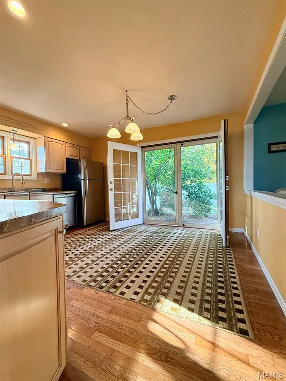 25 Coachlight Drive