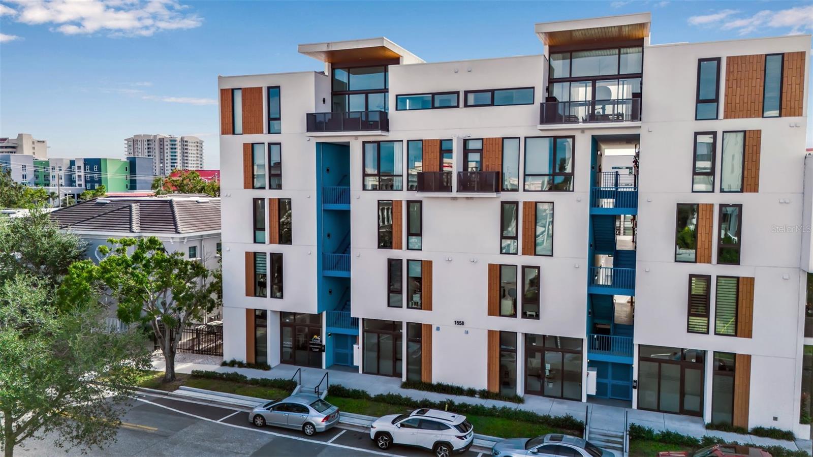 1558 4th Street 208