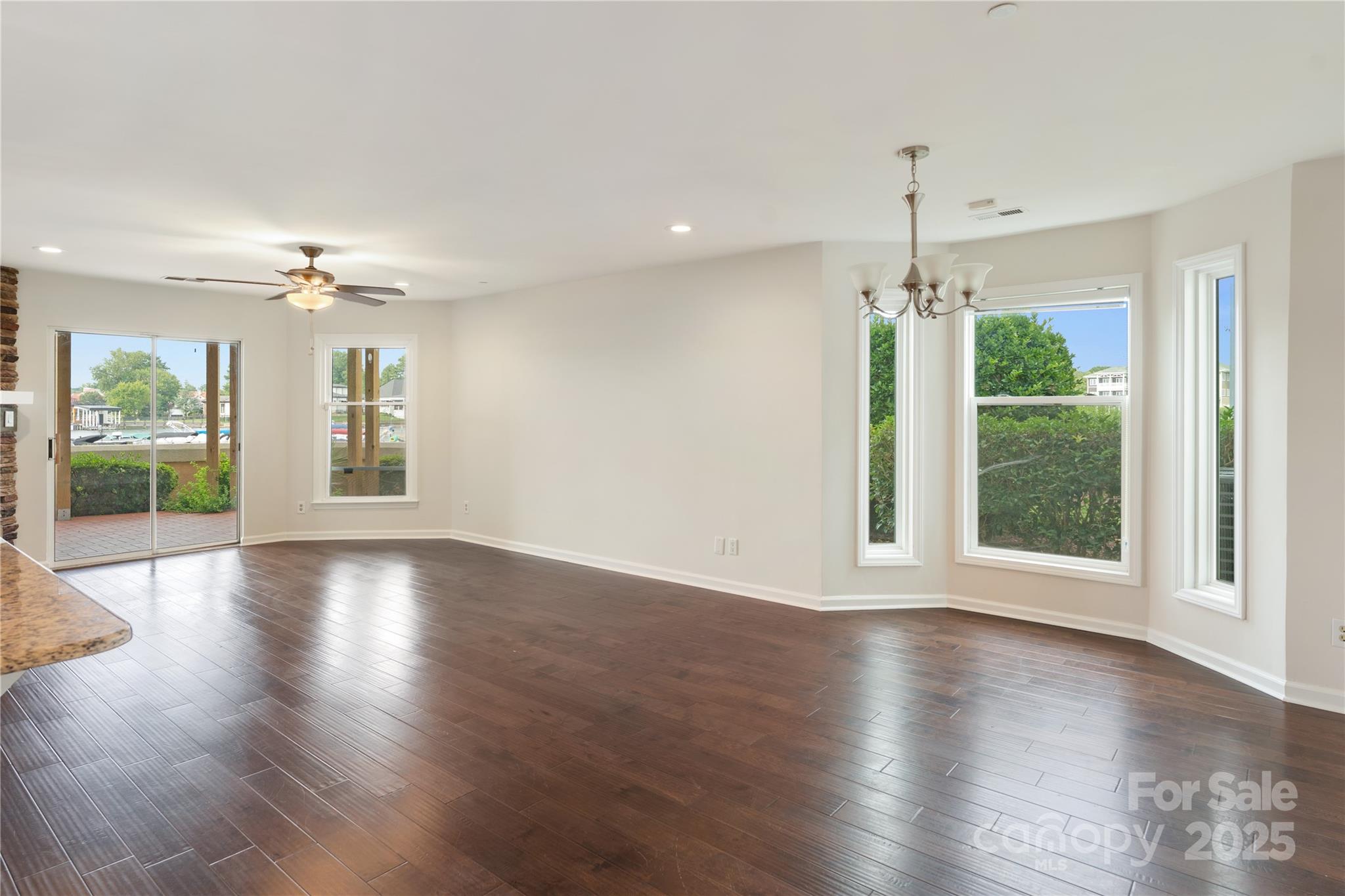 18647 Vineyard Point Lane