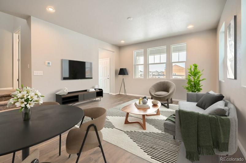 6605 N Cathay Street