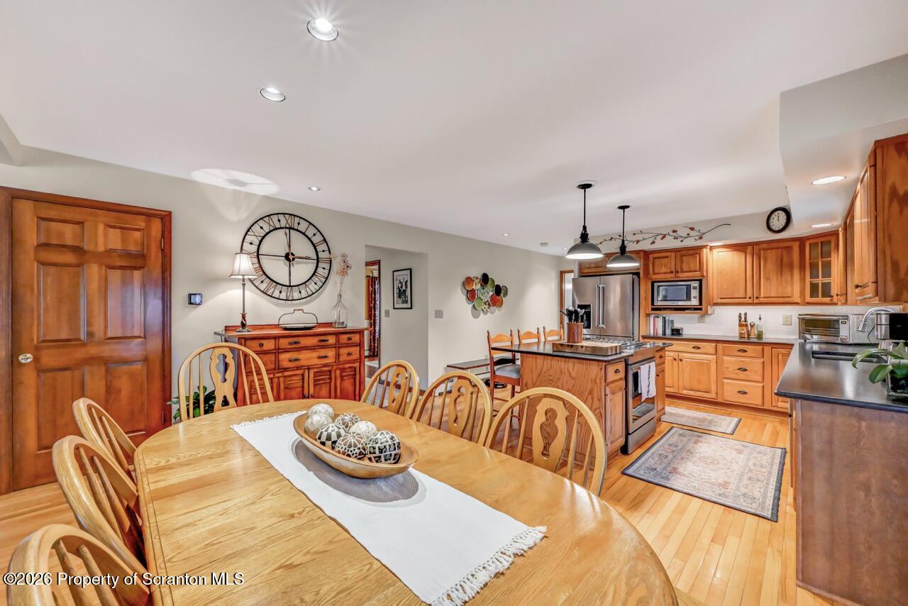 15 Longview Terrace