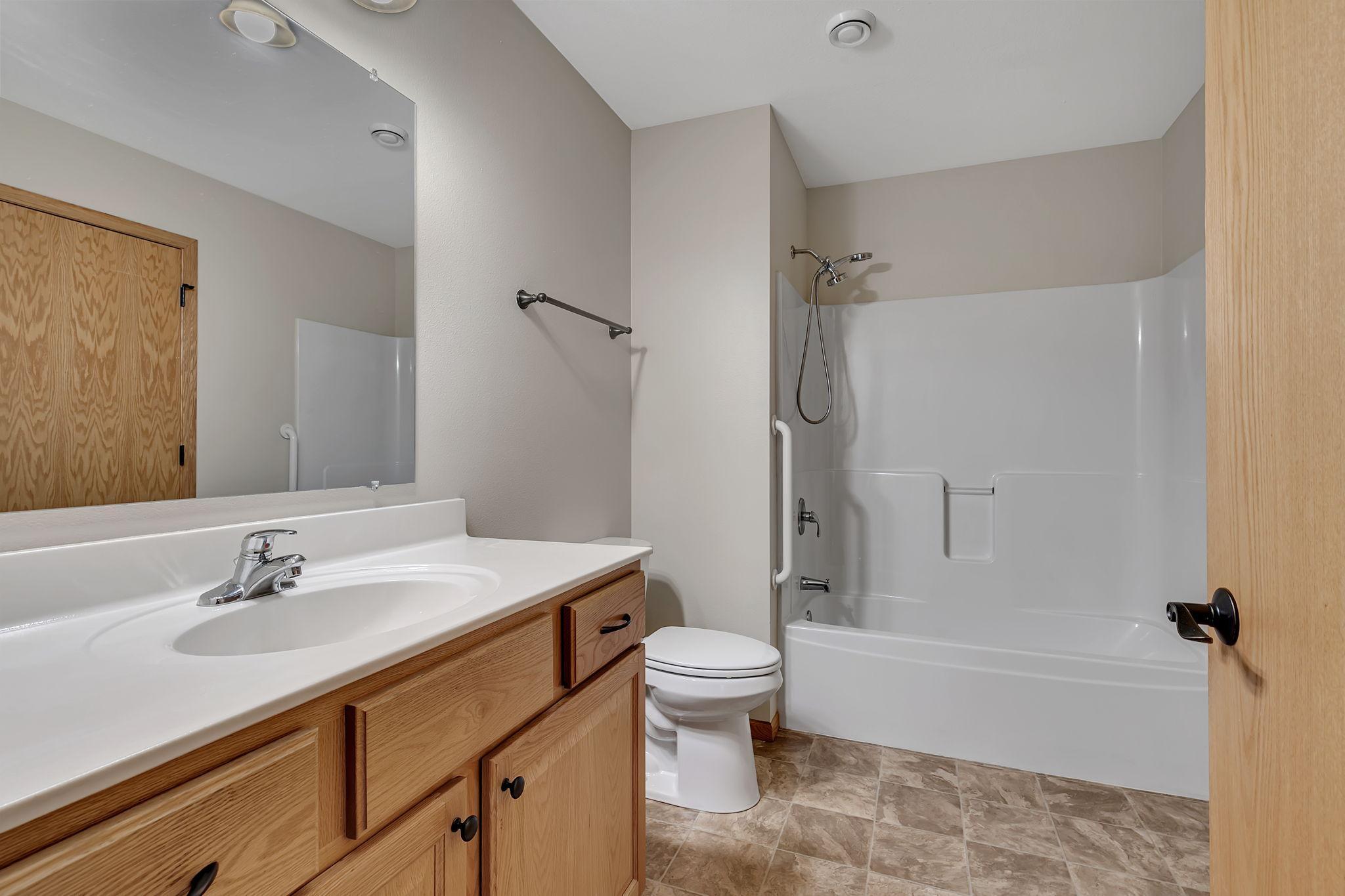 617 Cottonwood Avenue