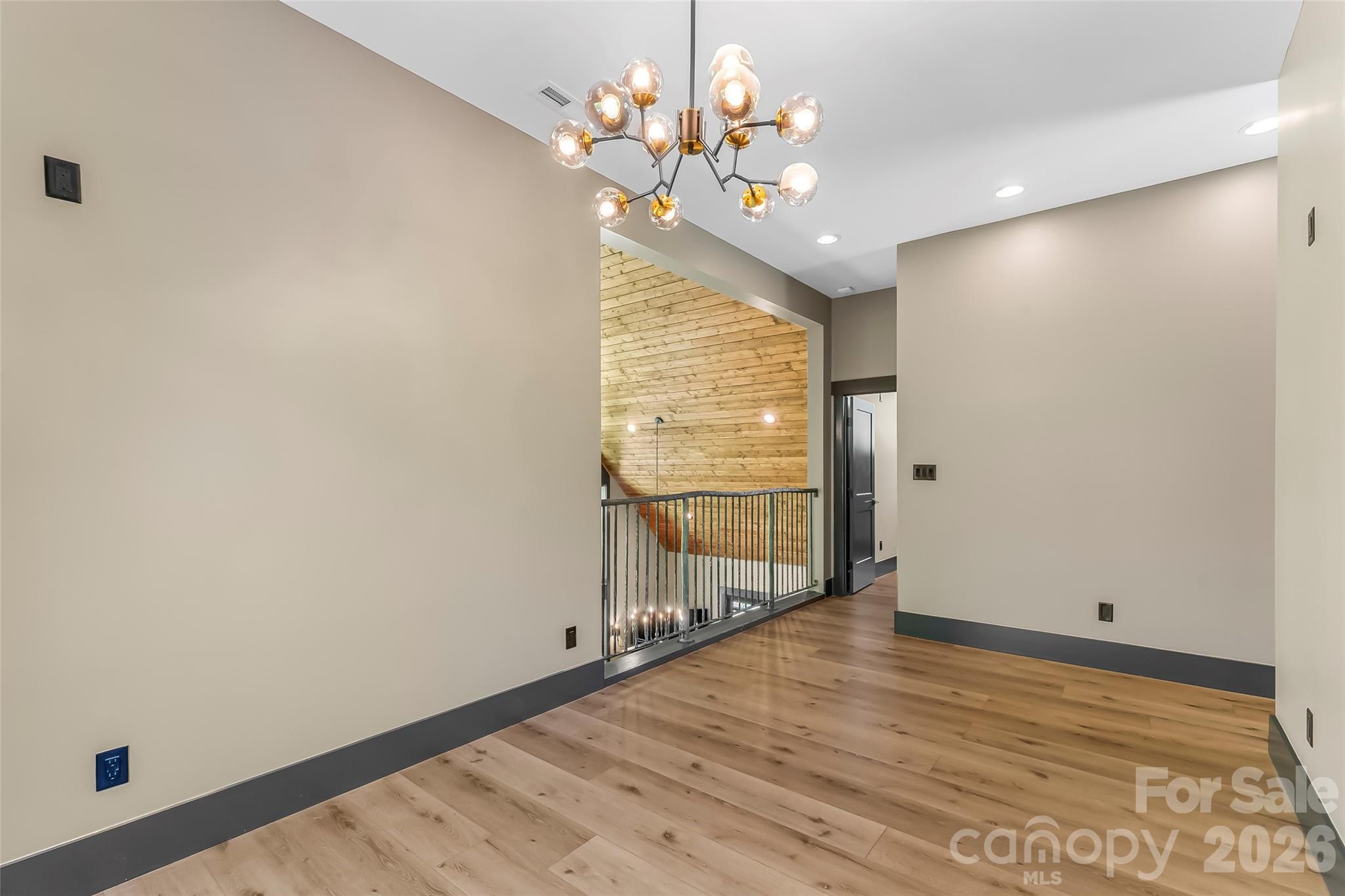 3135 Laurel Heights Drive Extension